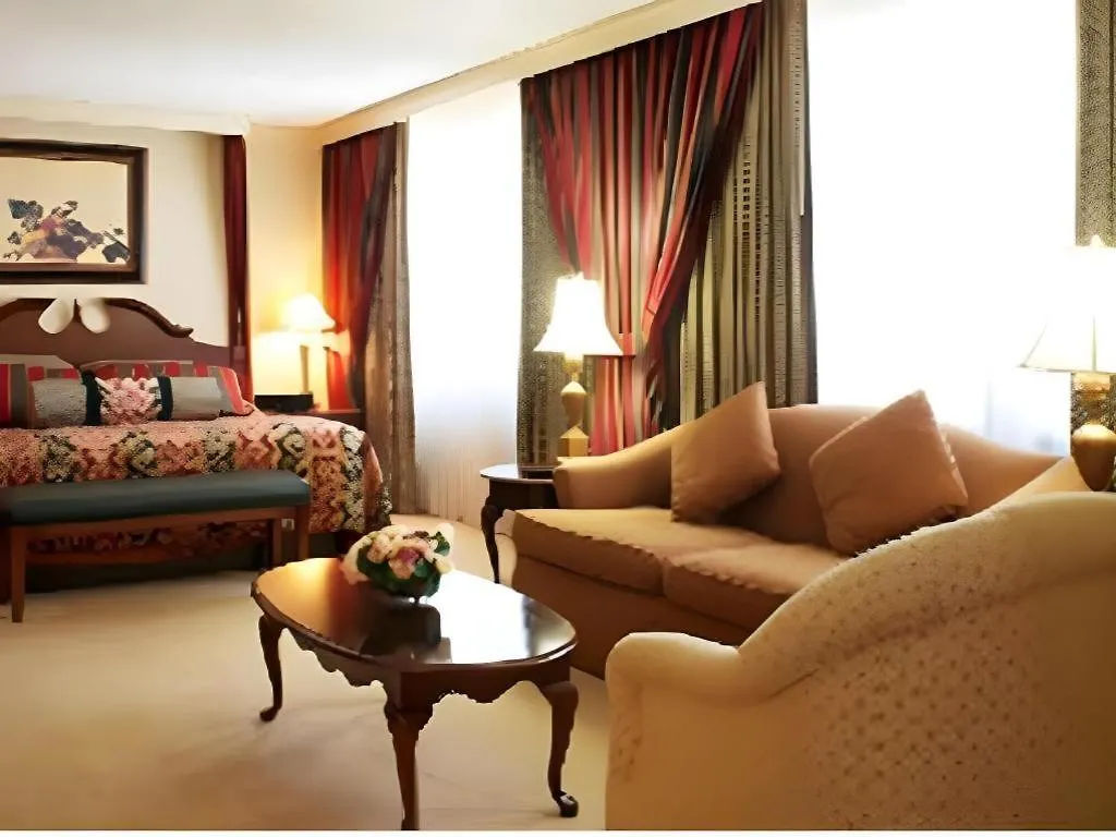 Harrahs Hotel Reno Resort