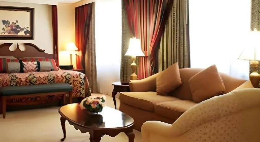 Harrahs Hotel Reno Resort